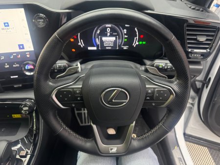 2023 Lexus NX - photo 9