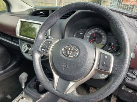 2016 Toyota Yaris - photo 12