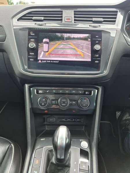 2020 Volkswagen Tiguan - photo 13