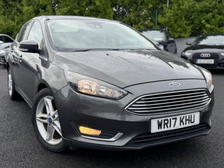 2017 Ford Focus - photo 2