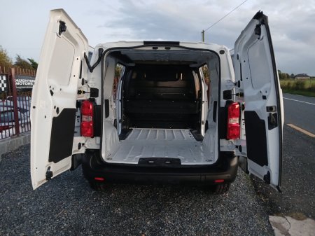 2023 Citroen Dispatch - photo 13