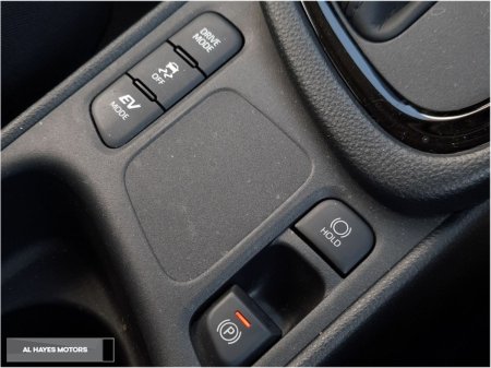2024 Toyota Yaris - photo 23