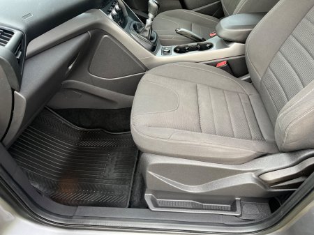 2014 Ford Kuga - photo 23