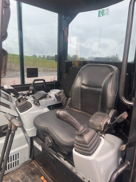 0 YANMAR  - photo 9