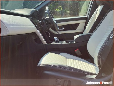 2026 Land Rover Discovery Sport - photo 3