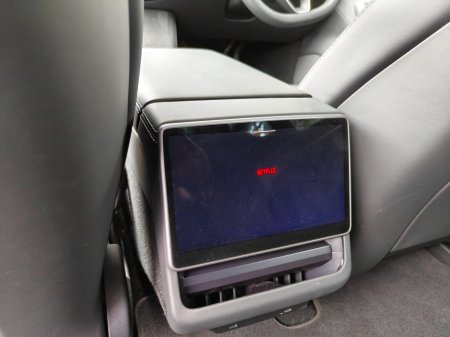 2025 Tesla Model 3 - photo 10