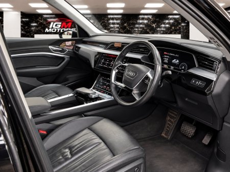 2020 Audi e-tron - photo 8