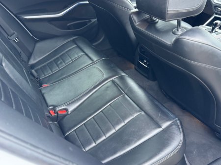2021 BMW 3-Series - photo 14