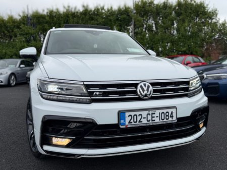 2020 Volkswagen Tiguan - photo 2