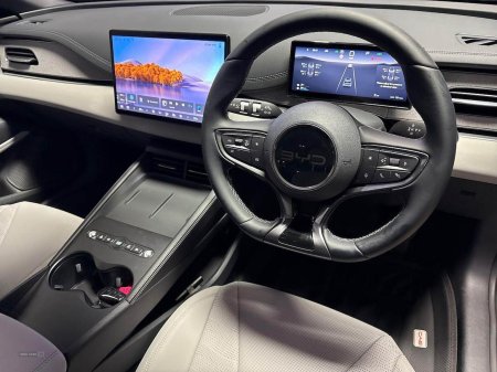 2025 BYD SEAL - photo 9