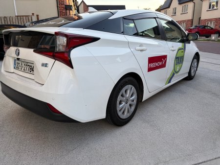 2021 Toyota Prius - photo 6
