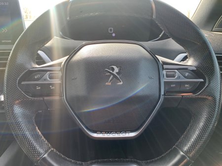 2020 Peugeot 5008 - photo 17