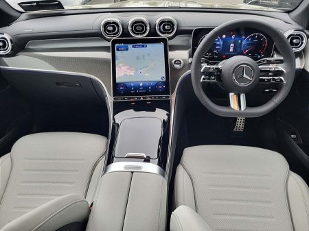 2027 Mercedes-Benz GLC - photo 4