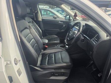 2020 Volkswagen Tiguan - photo 10