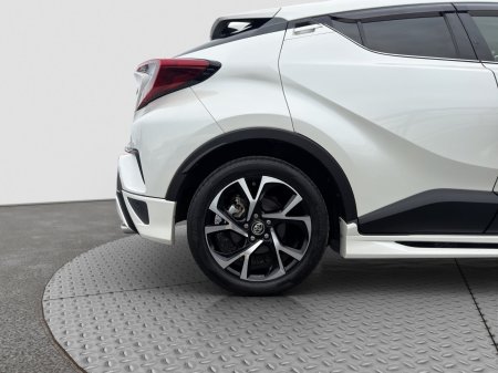 2018 Toyota C-HR - photo 22