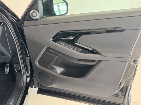 2026 Land Rover Range Rover Evoque - photo 11