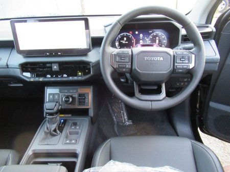 2026 Toyota Hilux - photo 4