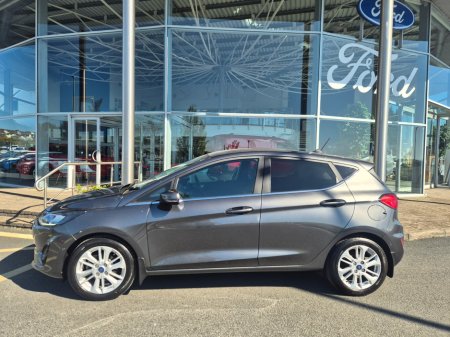 2023 Ford Fiesta - photo 2