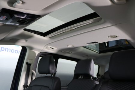 2027 Hyundai Staria - photo 18