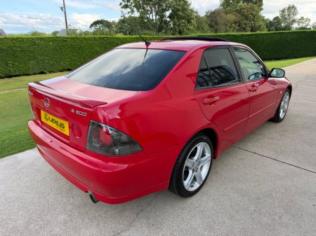2002 Lexus IS - photo 4