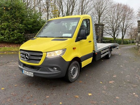 2025 Mercedes-Benz Sprinter - photo 2
