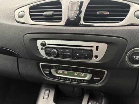 2015 Renault Grand Scenic - photo 11