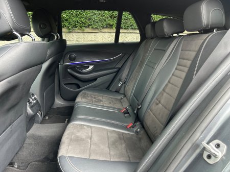 2019 Mercedes-Benz E-Class - photo 18