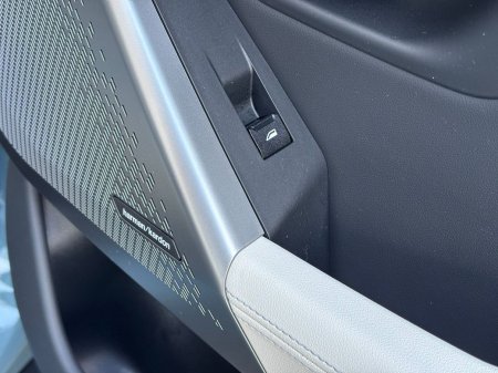 2025 BMW i5 - photo 23