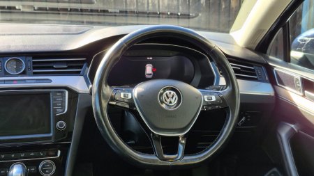 2017 Volkswagen Passat - photo 19