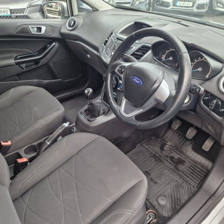 2017 Ford Fiesta - photo 13