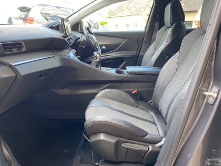 2022 Peugeot 3008 - photo 5