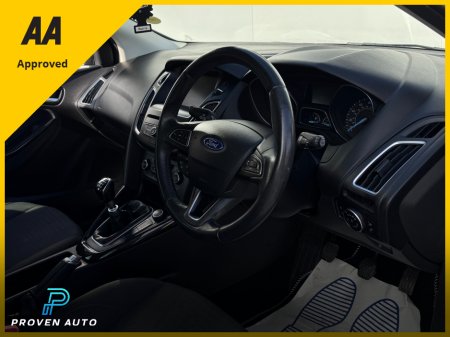 2016 Ford Focus - photo 10