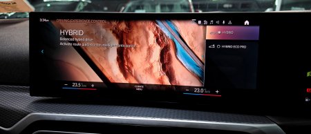 2024 BMW 3-Series - photo 47