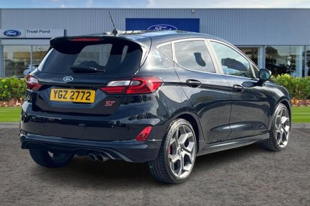2022 Ford Fiesta - photo 4