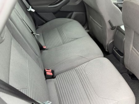 2017 Ford Focus - photo 18