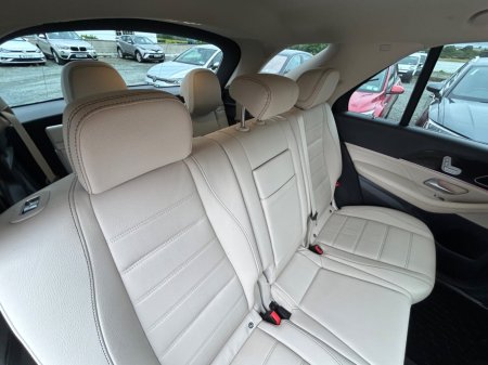 2020 Mercedes-Benz GLE - photo 32