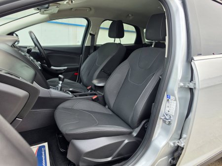 2015 Ford Focus - photo 21