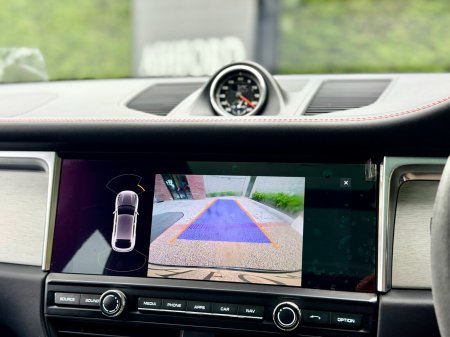 2021 Porsche Macan - photo 12