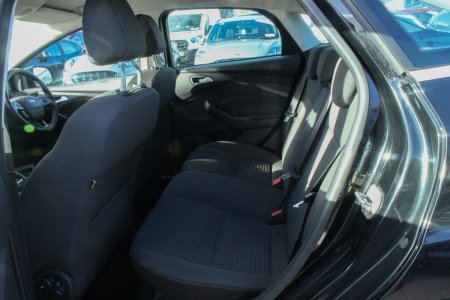2018 Ford Focus - photo 15