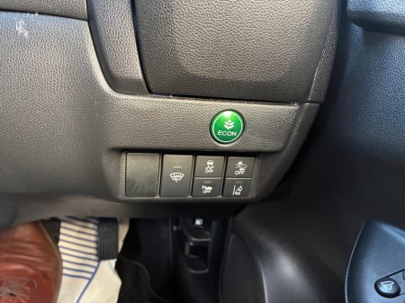 2018 Honda Fit - photo 16