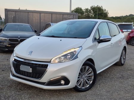 2017 Peugeot 208 - photo 2