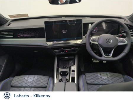 2026 Volkswagen Passat - photo 2