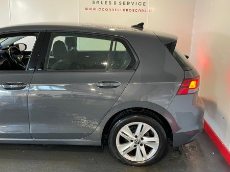 2020 Volkswagen Golf - photo 5