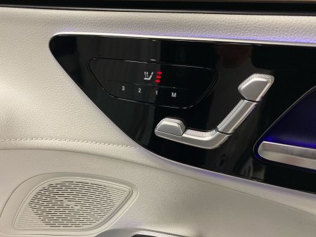 2025 Mercedes-Benz EQE - photo 16