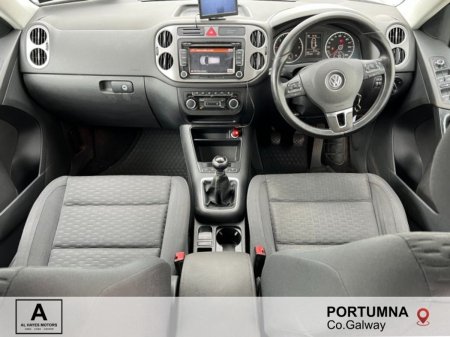 2011 Volkswagen Tiguan - photo 2