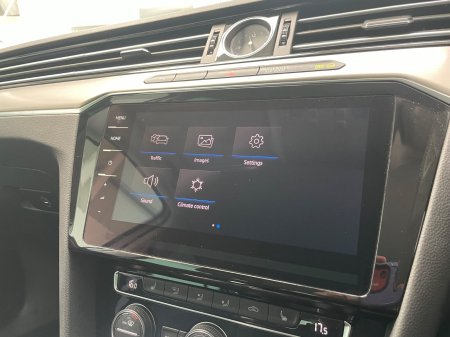 2019 Volkswagen Passat - photo 16