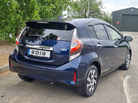 2019 Toyota Aqua - photo 12