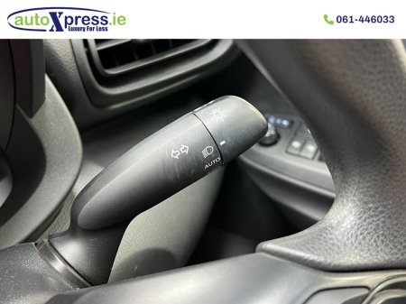 2023 Toyota Yaris - photo 26