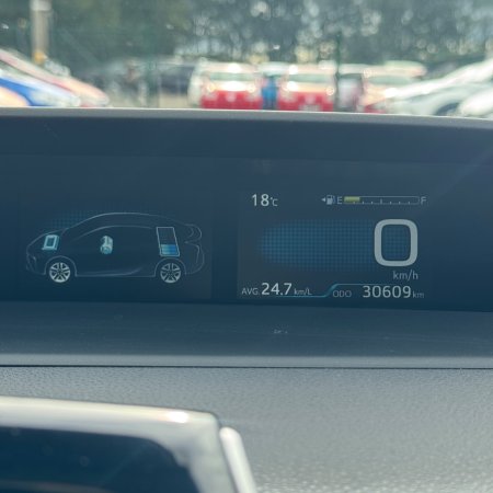 2022 Toyota Prius - photo 23