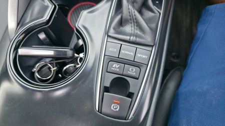 2019 Toyota Camry - photo 17